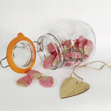 Load image into Gallery viewer, Fizzy Strawberries Half Kilo Gift Jar
