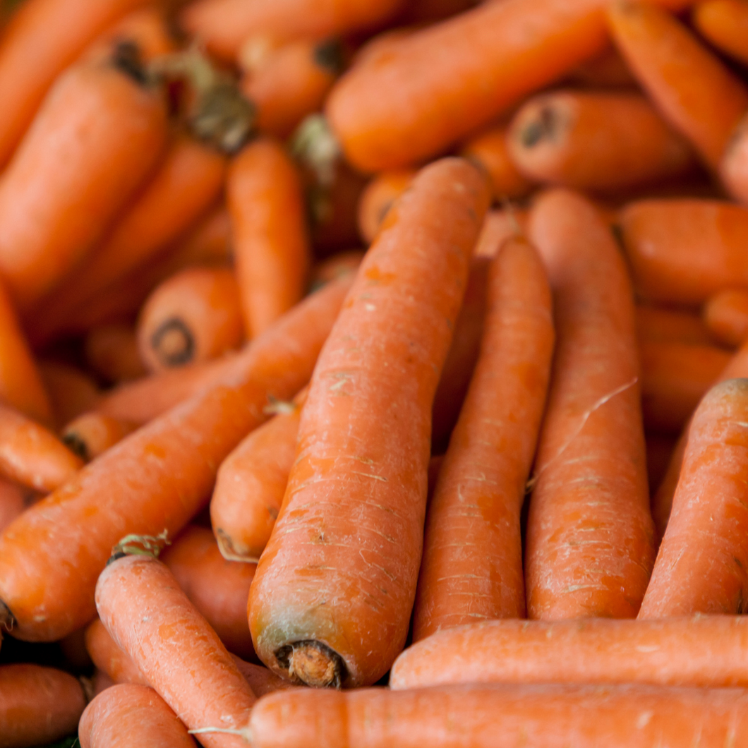 English Carrots (Loose)
